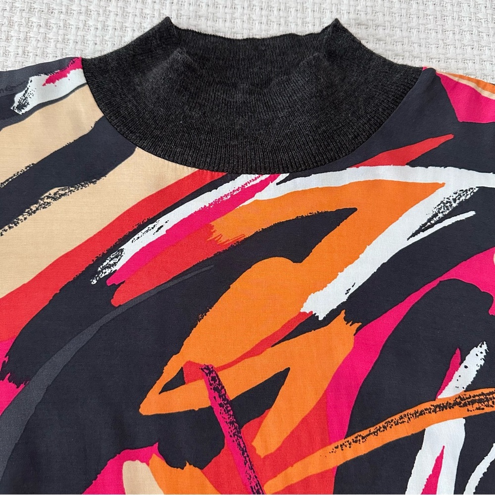 Colorful Abstract Women's Sweater - Picture 5 of 6